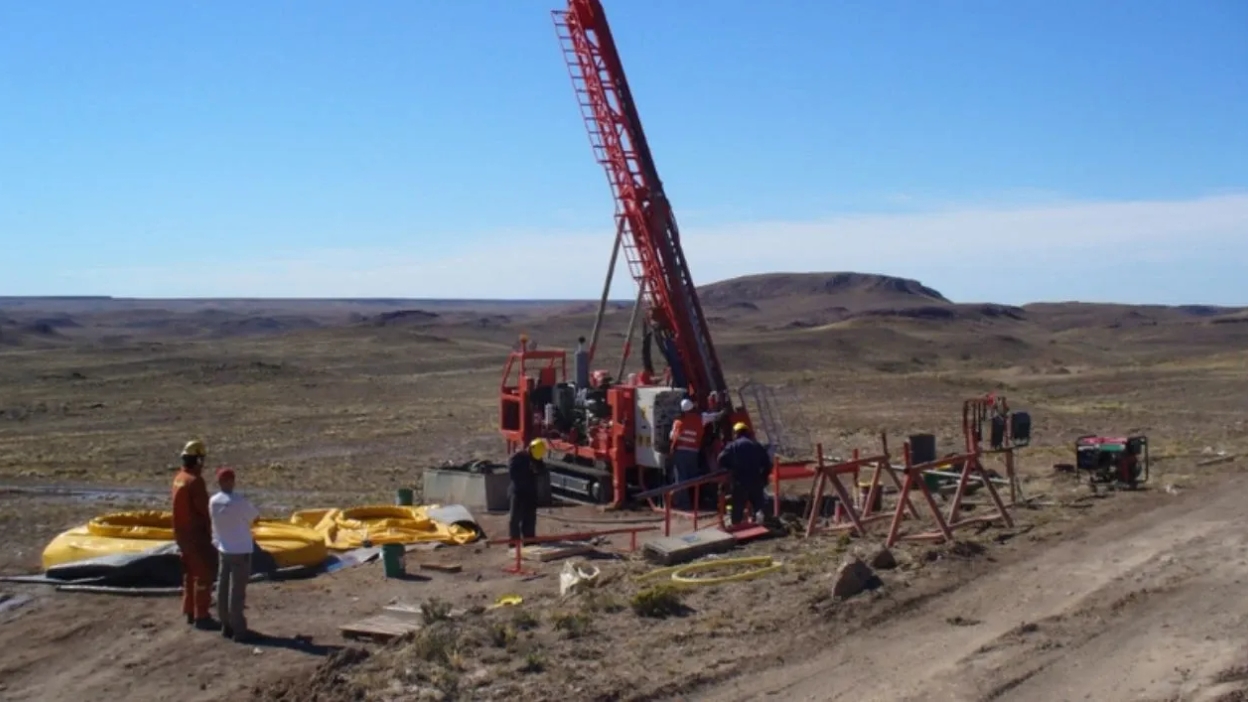 Fredonia Mining amplía distrito El Dorado–Monserrat a ~33.500 hectáreas
