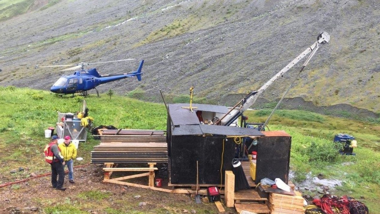 Aben Gold recibe la licencia de cuarzo Clase 3 de 5 años en el Proyecto de Tungsteno Justin Gold, Yukon