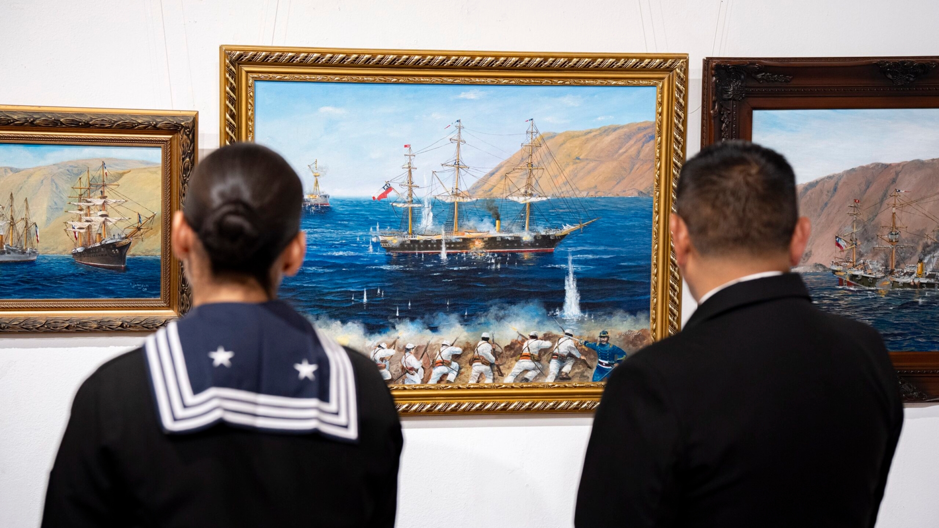 Exposición naval en Sala de Arte Casa Collahuasi reunió a miles de visitantes en jornada especial el 21 de Mayo
