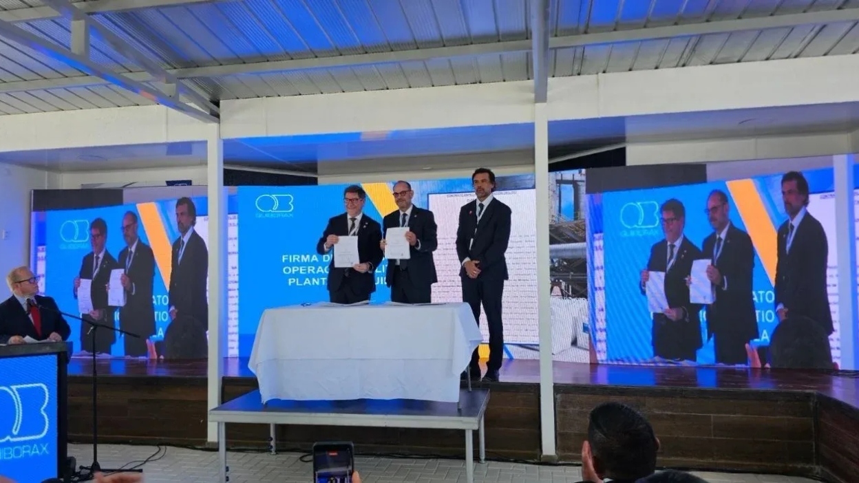 Chile firma primer CEOL del Estado con empresa privada para producir litio en la Región de Arica y Parinacota