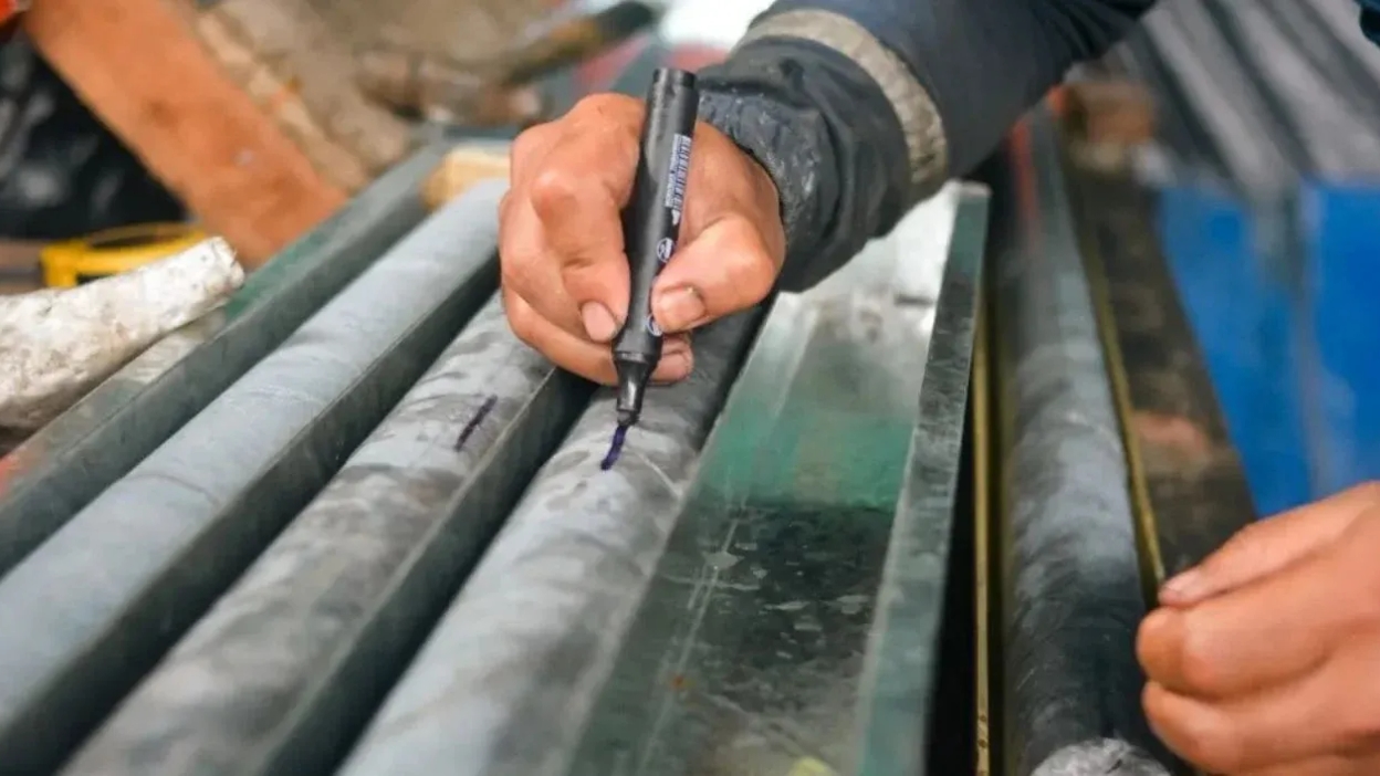 Copper Giant intercepta 771 metros de mineralización en Mocoa y extiende sistema de cobre-molibdeno en Colombia