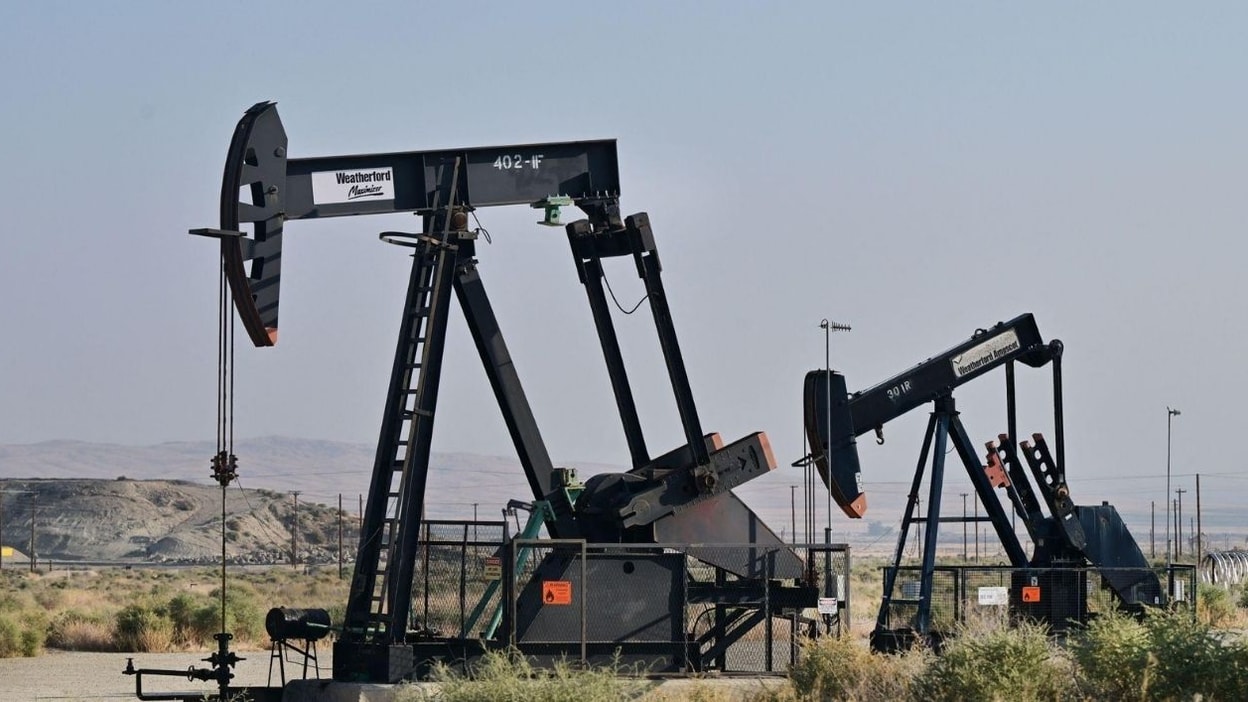 Petróleo vuelve sobre US$90 y eleva presión sobre los costos energéticos de la minería