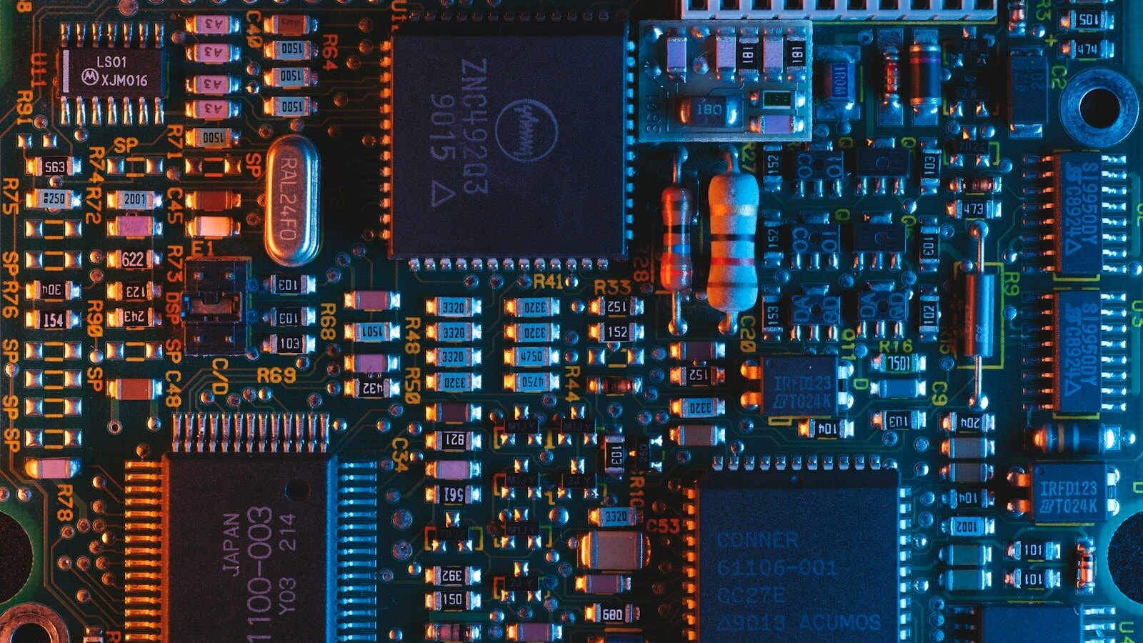 Boom de semiconductores lleva al cobre a récord de US$6,65/lb y reabre alerta por déficit de 30% a 2035