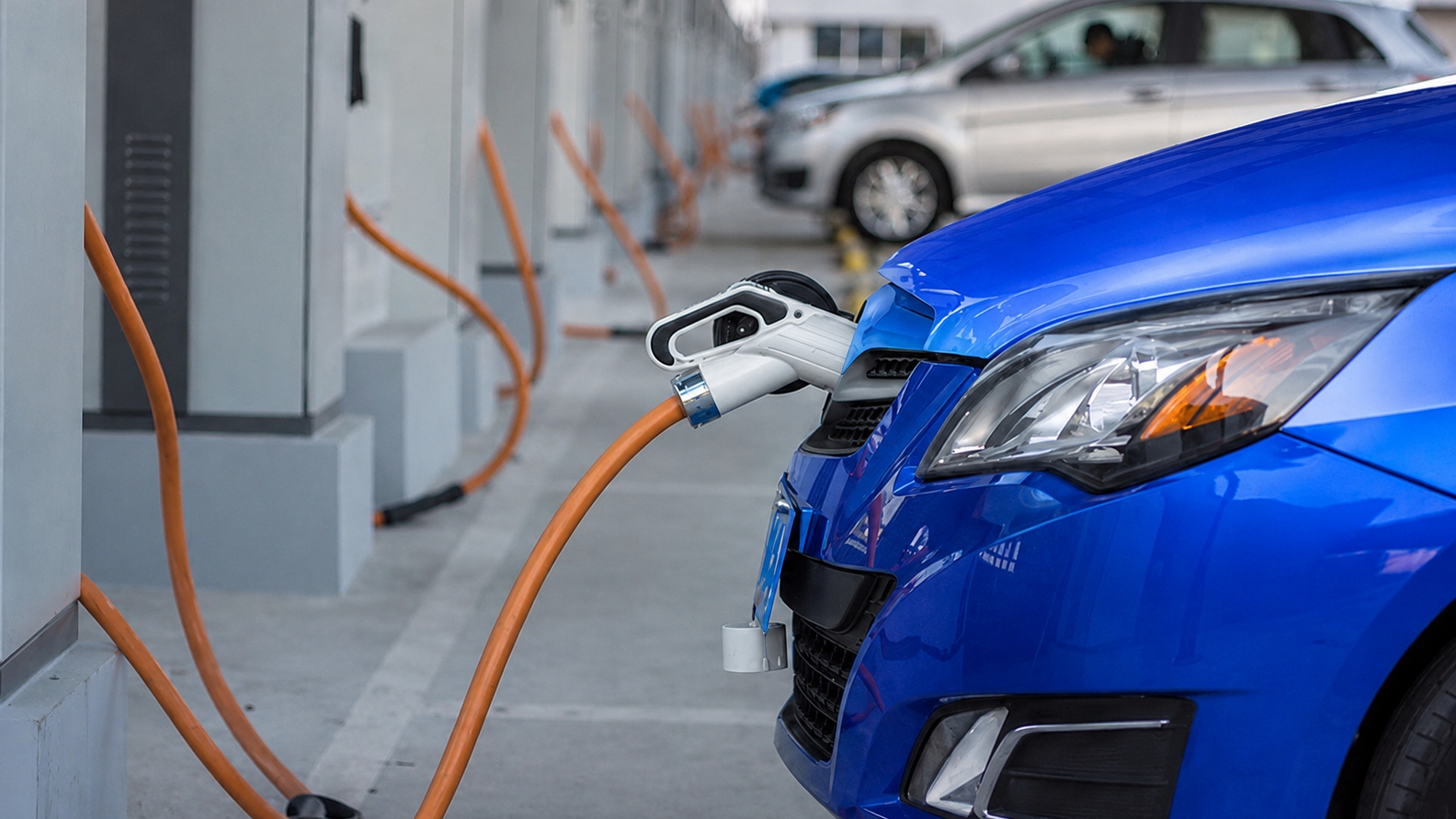 Chile lidera en cargadores para electromovilidad en América Latina