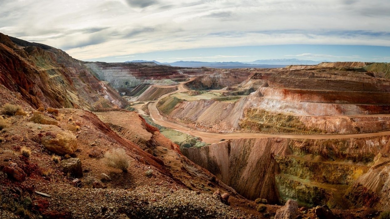 Hycroft reporta VAN de US$10.000 millones a precios spot y refuerza plan para mina de oro y plata en Nevada