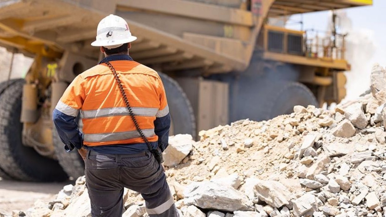 Anglo American venderá negocio de carbón en Australia por hasta US$3.875 millones y refuerza giro hacia el cobre