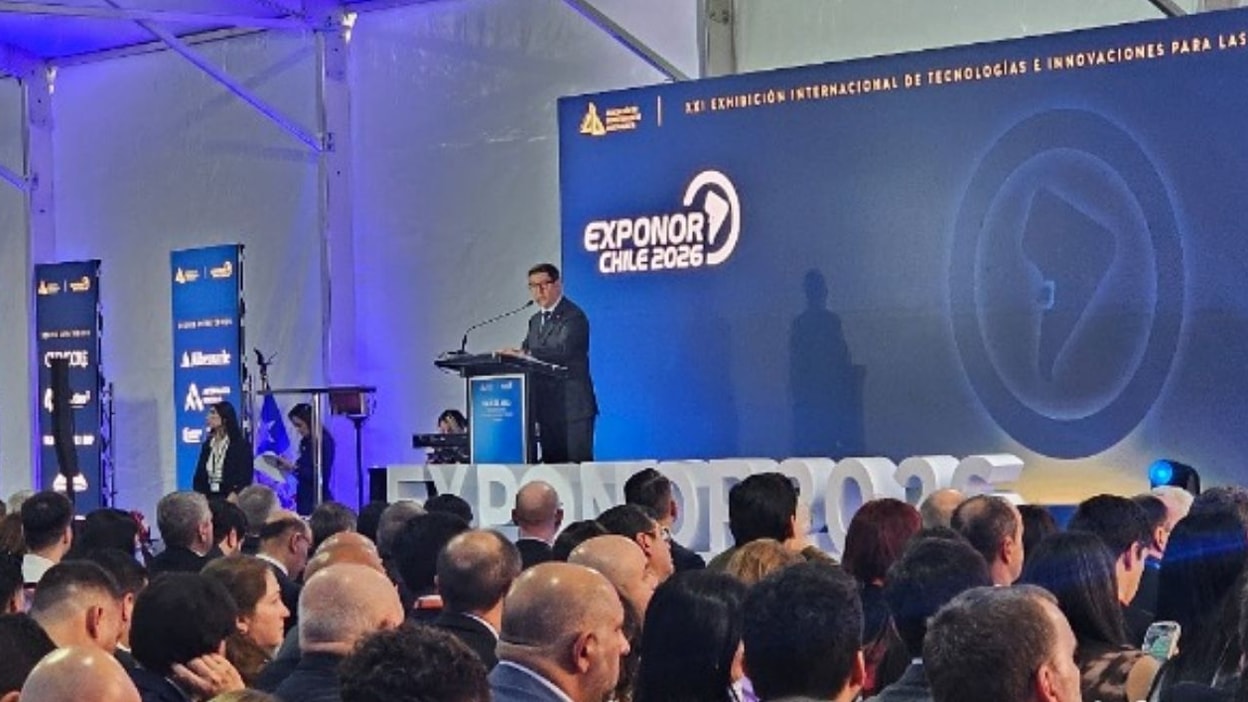 Biministro Mas destaca en Exponor las medidas del gobierno para atraer nuevas inversiones mineras