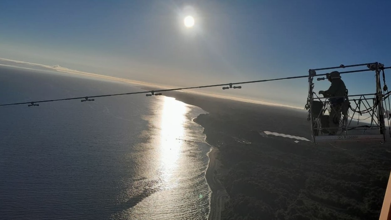 Transelec realizó complejo trabajo de mantenimiento para robustecer suministro eléctrico para Chiloé