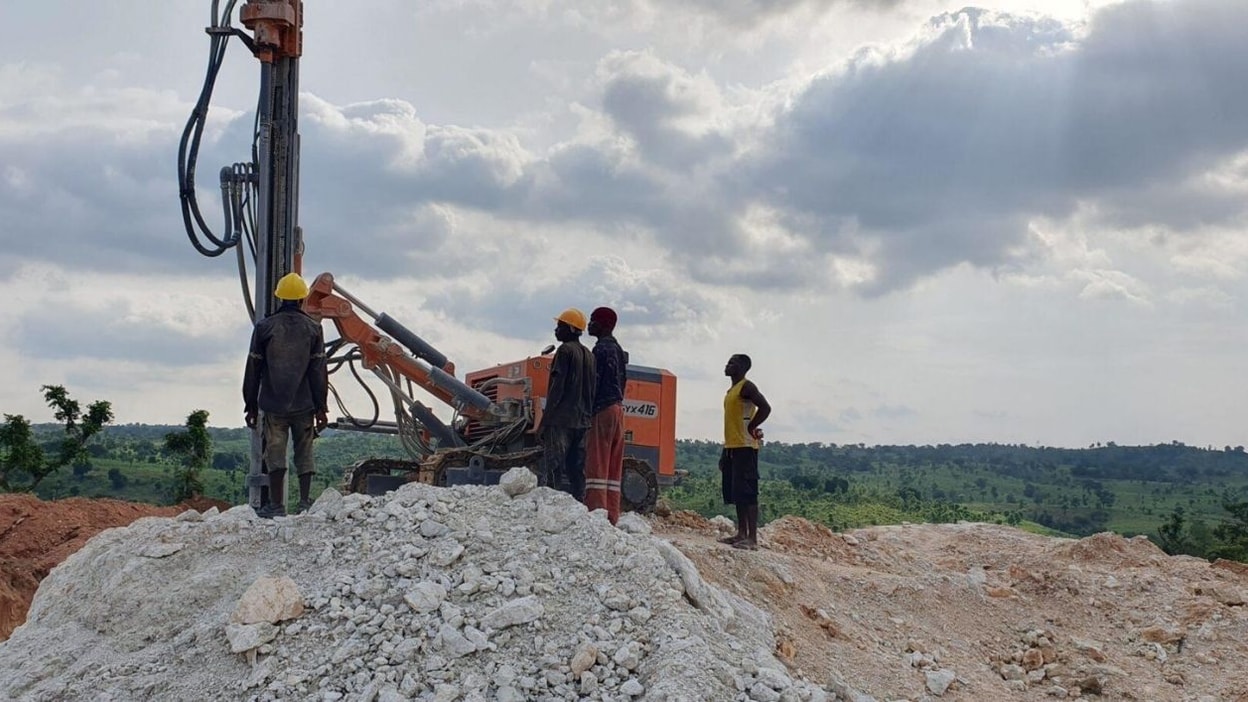 Nigeria identifica distrito de minerales críticos con litio, cobre, níquel, oro y tierras raras en Kaduna