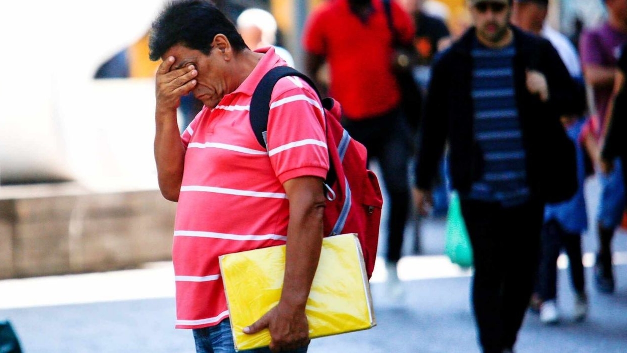 Desempleo sube a 9,4% en Chile: mercado laboral marca su mayor presión en cinco años