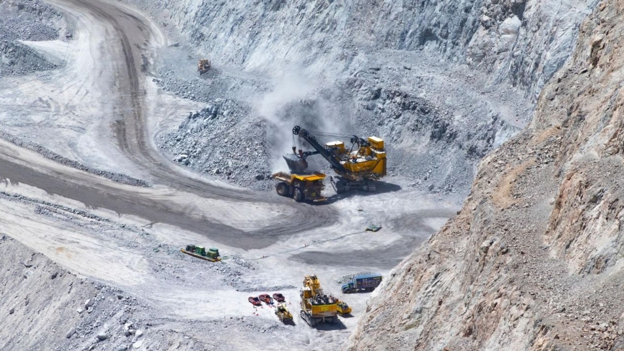 Codelco eleva a US$430 millones su aporte al Fisco pese a caída de 8% en producción propia