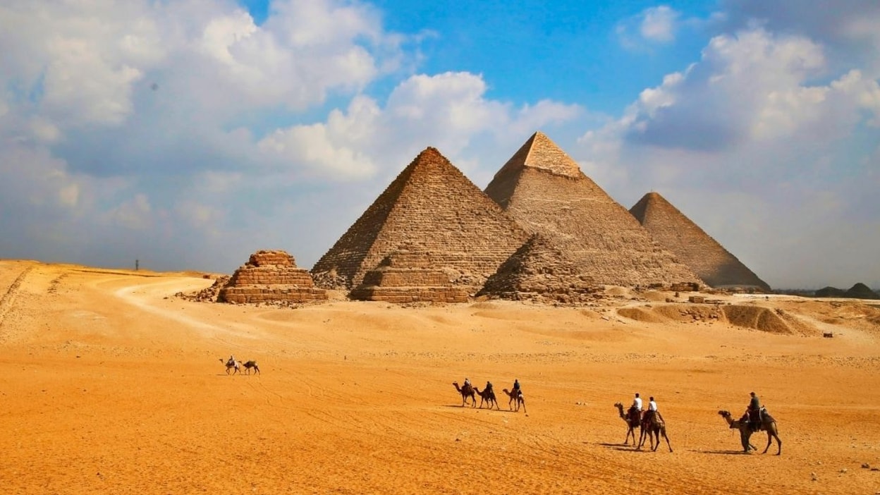 Egipto lanza su primer levantamiento aéreo minero en 42 años para mapear zonas con potencial mineral