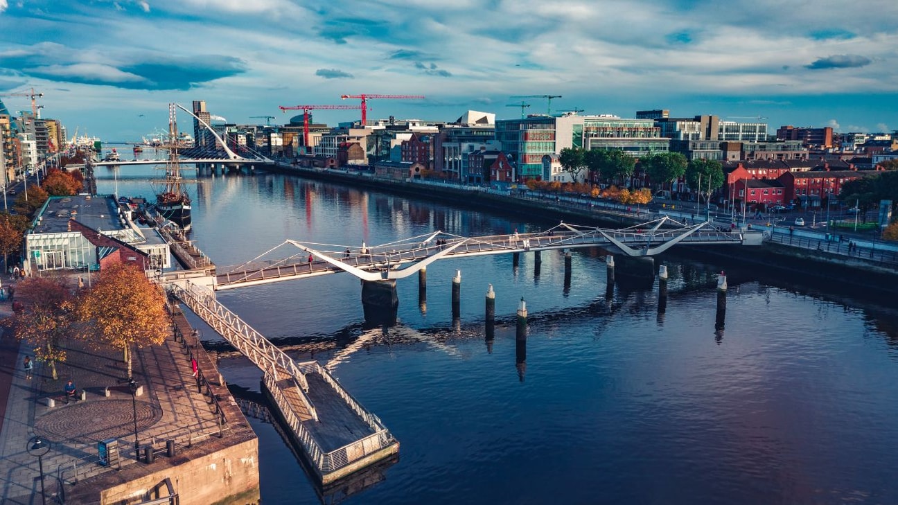 Abren 200 cupos para Visa Working Holiday Irlanda 2025: Postulaciones inician el 22 de abril para jóvenes chilenos