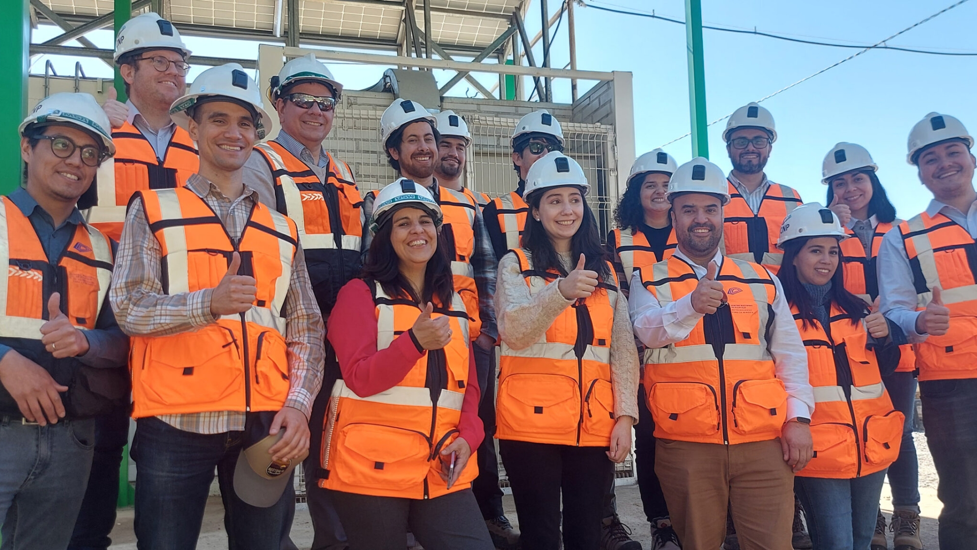 AgenciaSE y Ministerio de Energía visitaron planta piloto de H2V en construcción, pionera en innovación tecnológica en operaciones mineras