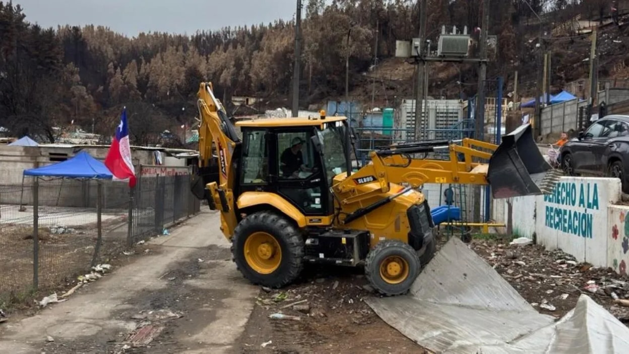 Andes Maq llevó su experiencia “On Road” a Concepción con demostración en terreno de maquinaria SANY