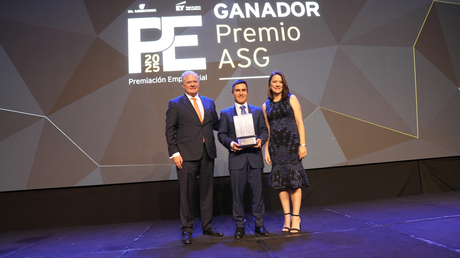 Anglo American es reconocida como la empresa líder en criterios ambientales, sociales y de gobernanza