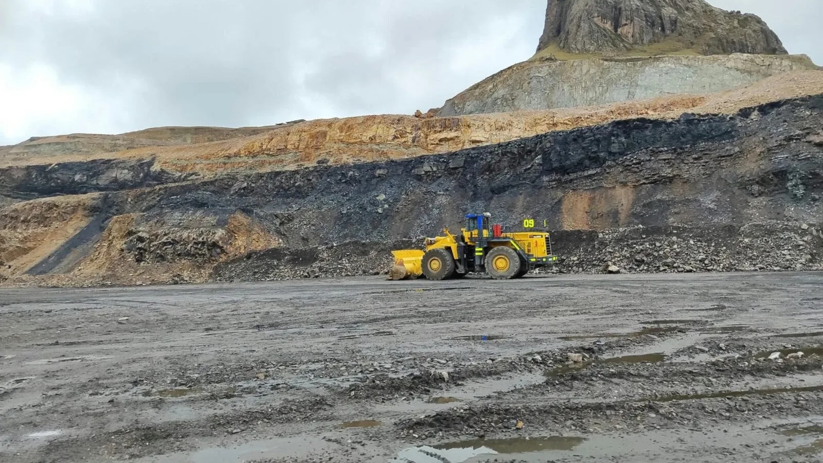 Anglo American mantiene ofertas laborales para minería en Chile y otros países de la región