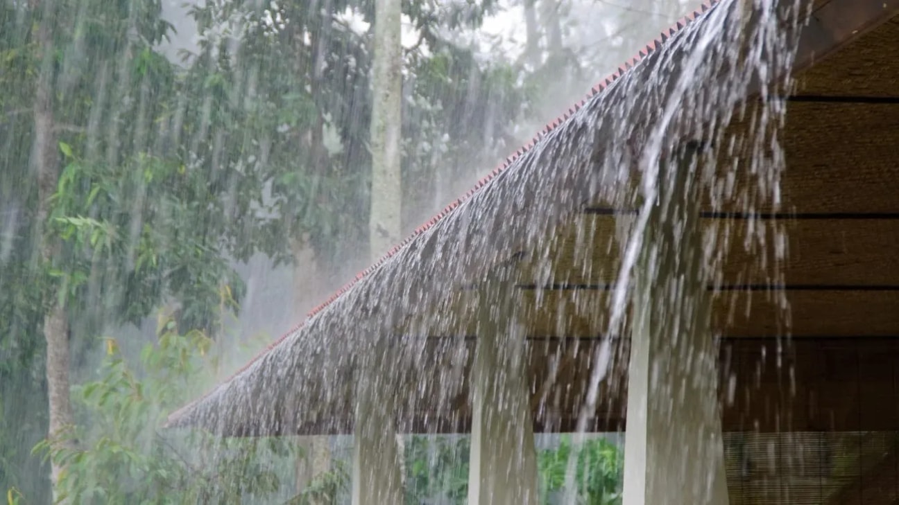 Anuncian precipitaciones en localidades de cinco regiones este lunes: Viento de hasta 60 km/h impactará a estas ciudades