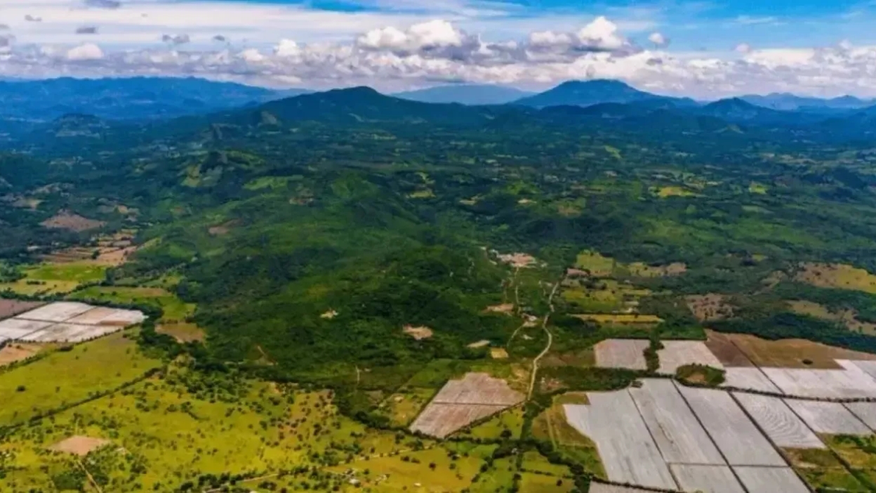 Aura Minerals anuncia la recepción de la licencia de construcción y el inicio de los primeros trabajos en el proyecto Era Dorada