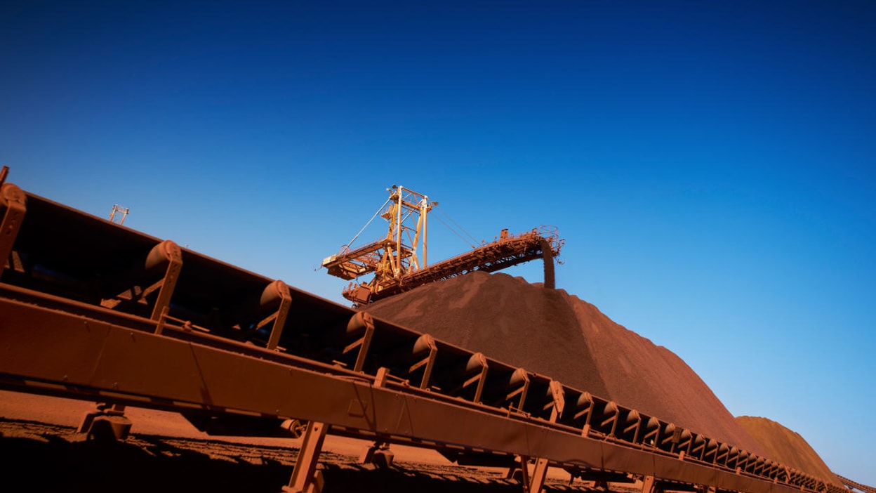 BHP optimista sobre la demanda de China; La producción trimestral de mineral de hierro baja