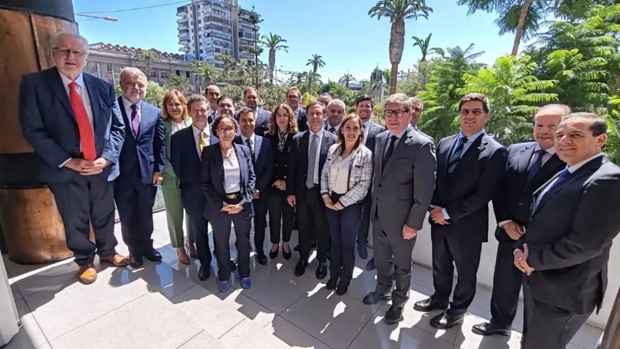 Biministro Daniel Mas se reúne con empresas mineras en Antofagasta