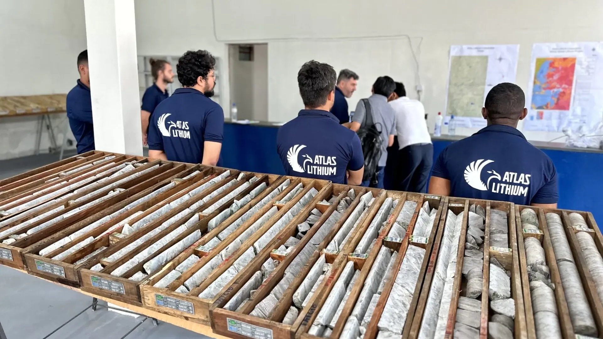 Brasil: Atlas Lithium perfora 103,4 metros (339 pies) de espodumeno continuo con contenido de litio