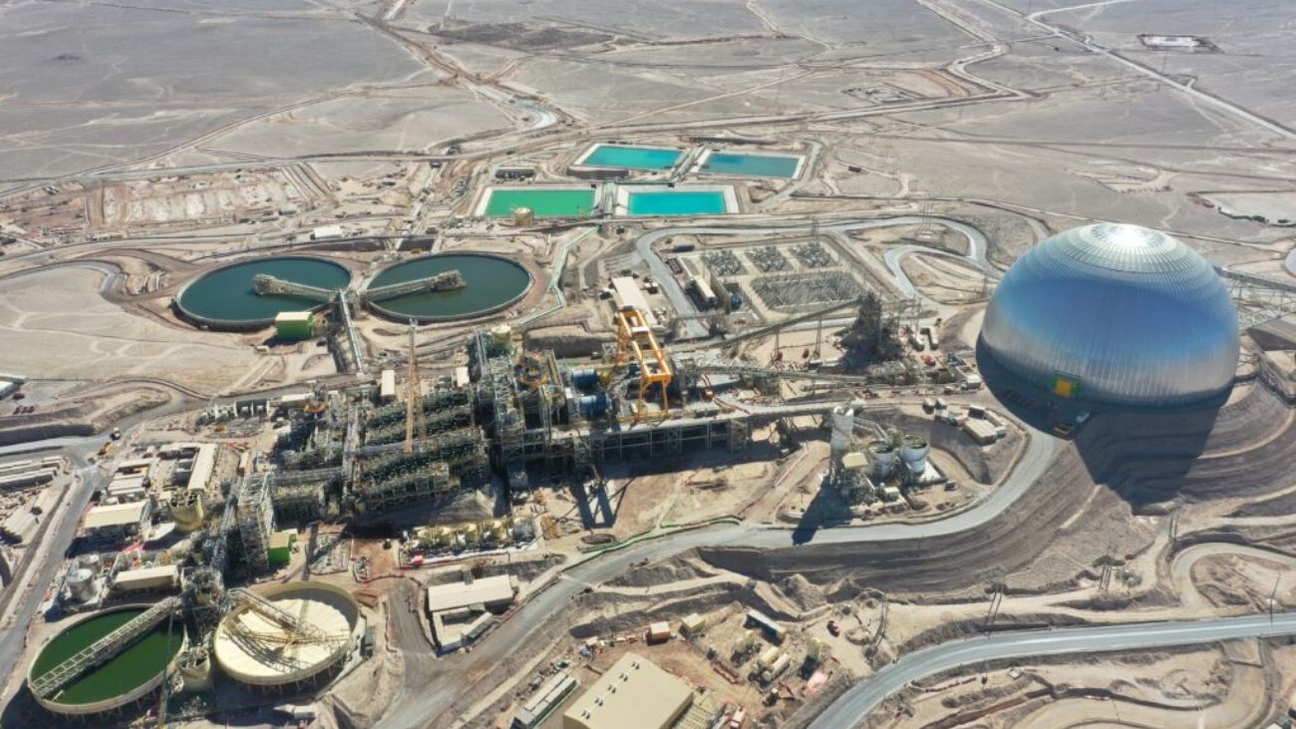 Chile aprueba Proyecto Spence de BHP para extender lixiviación de cobre hasta 2039, impulsando minería sustentable y desarrollo regional