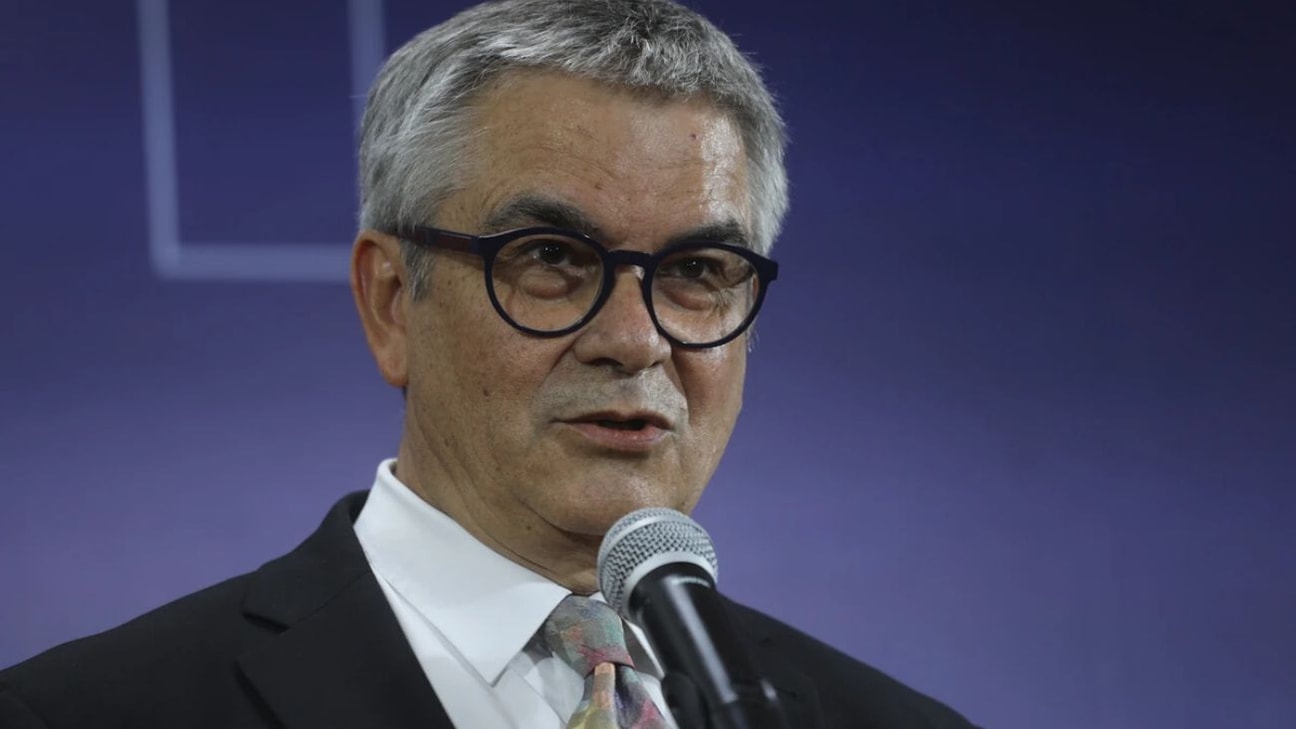 Chile mantiene competitividad en comercio global pese a nuevos aranceles de EE.UU, asegura Ministro de Hacienda