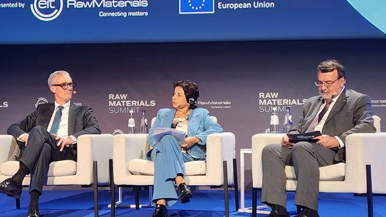 Chile Refuerza Alianzas con la Unión Europea para una Minería Sostenible de Minerales Críticos en el RawMaterials Summit 2025