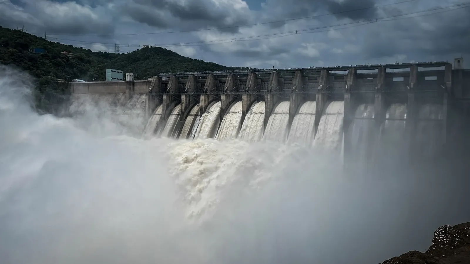 China construye la mayor hidroeléctrica del mundo: ¿impactará la rotación terrestre?