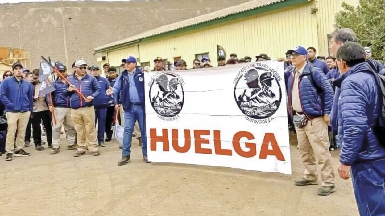 Cobre en máximos y tensión laboral marcan el arranque del año minero