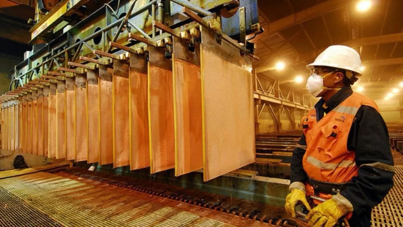Codelco marca nuevo hito en el mercado del cobre y desafía a compradores asiáticos con primas sin precedentes