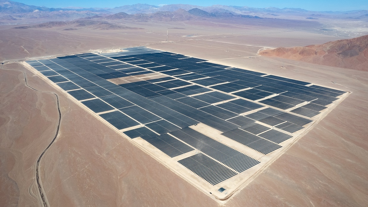 Codelco y Colbún reafirman su compromiso ambiental con nuevo contrato de energía 100% renovable