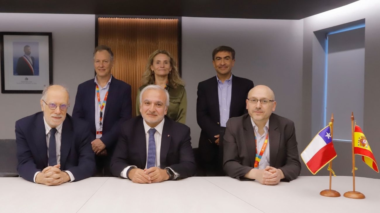 Codelco y CSIC Firman Acuerdo Innovador para Avanzar en Sustentabilidad y Gestión Hídrica en la Minería del Cobre