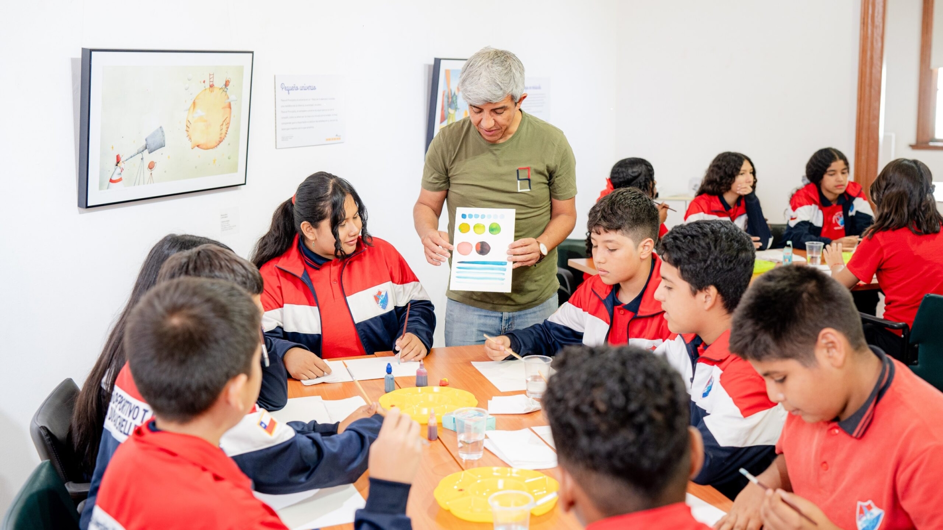 Collahuasi y Centro Cultural Doña Vicenta presentan original propuesta del clásico literario francés “El Principito”
