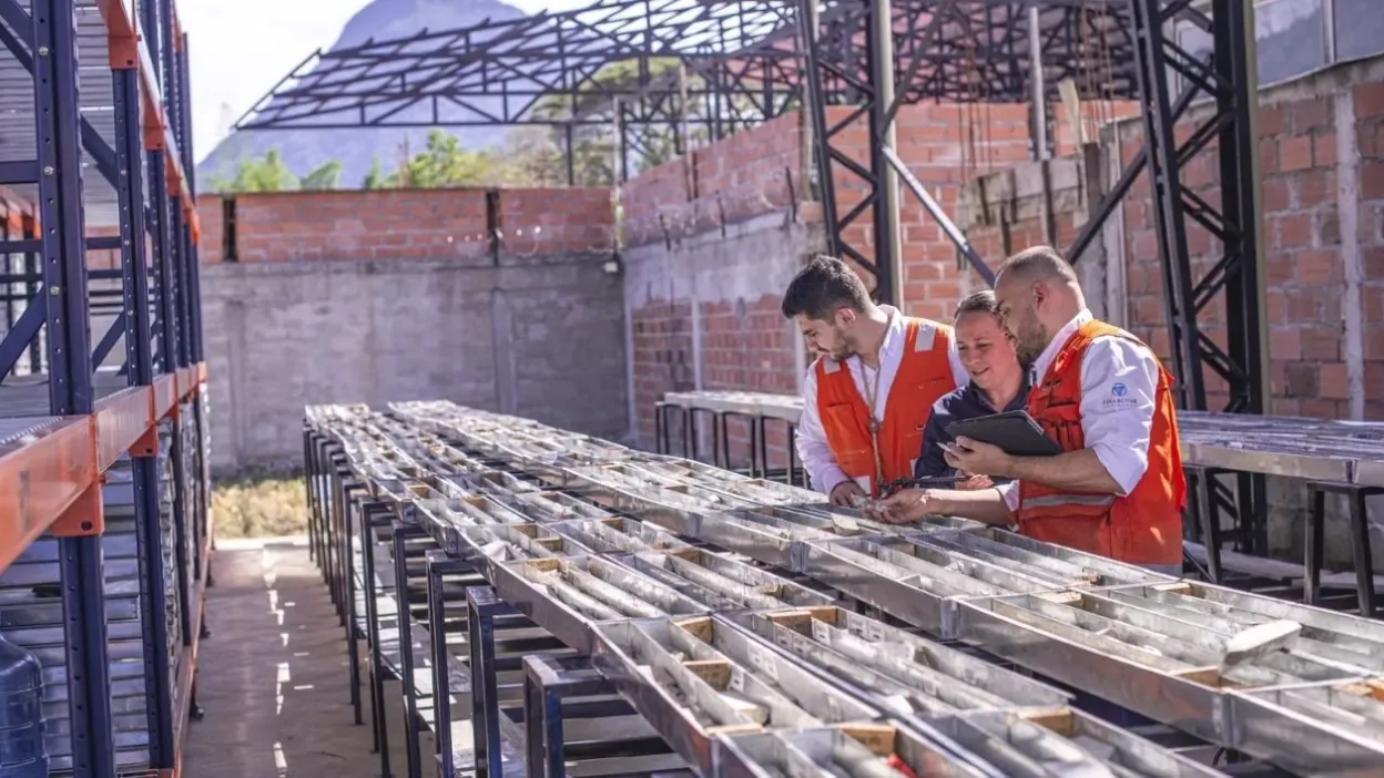 Collective Mining Ltd. se cruza a 467,35 metros a 1,63 g/t de AuEq desde 170,10 metros en Apollo y expande el sistema hacia el sureste