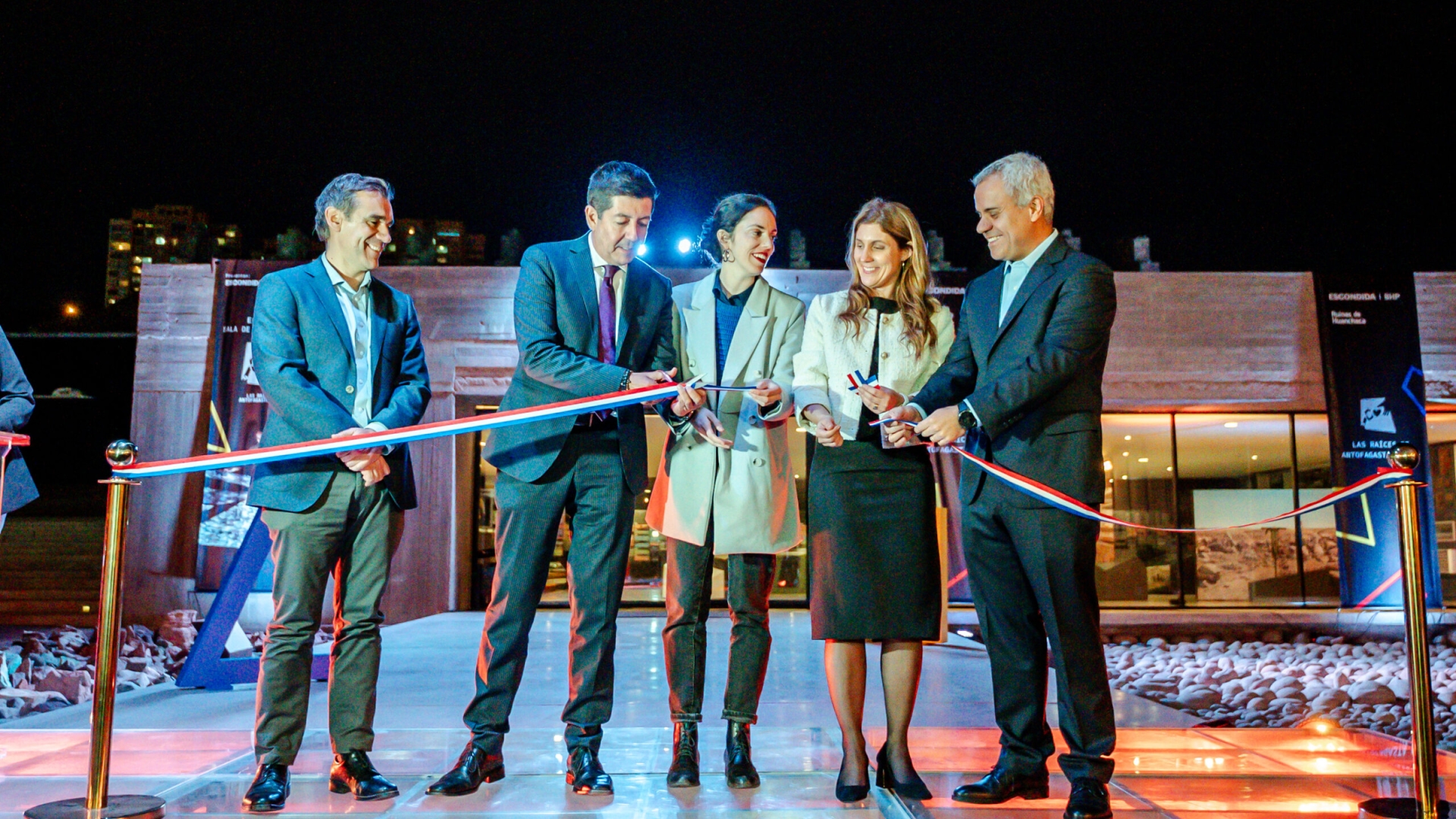 Con la música de Los Jaivas Escondida | BHP y Fundación Ruinas de Huanchaca inauguran inédita Sala de Los Patrimonios