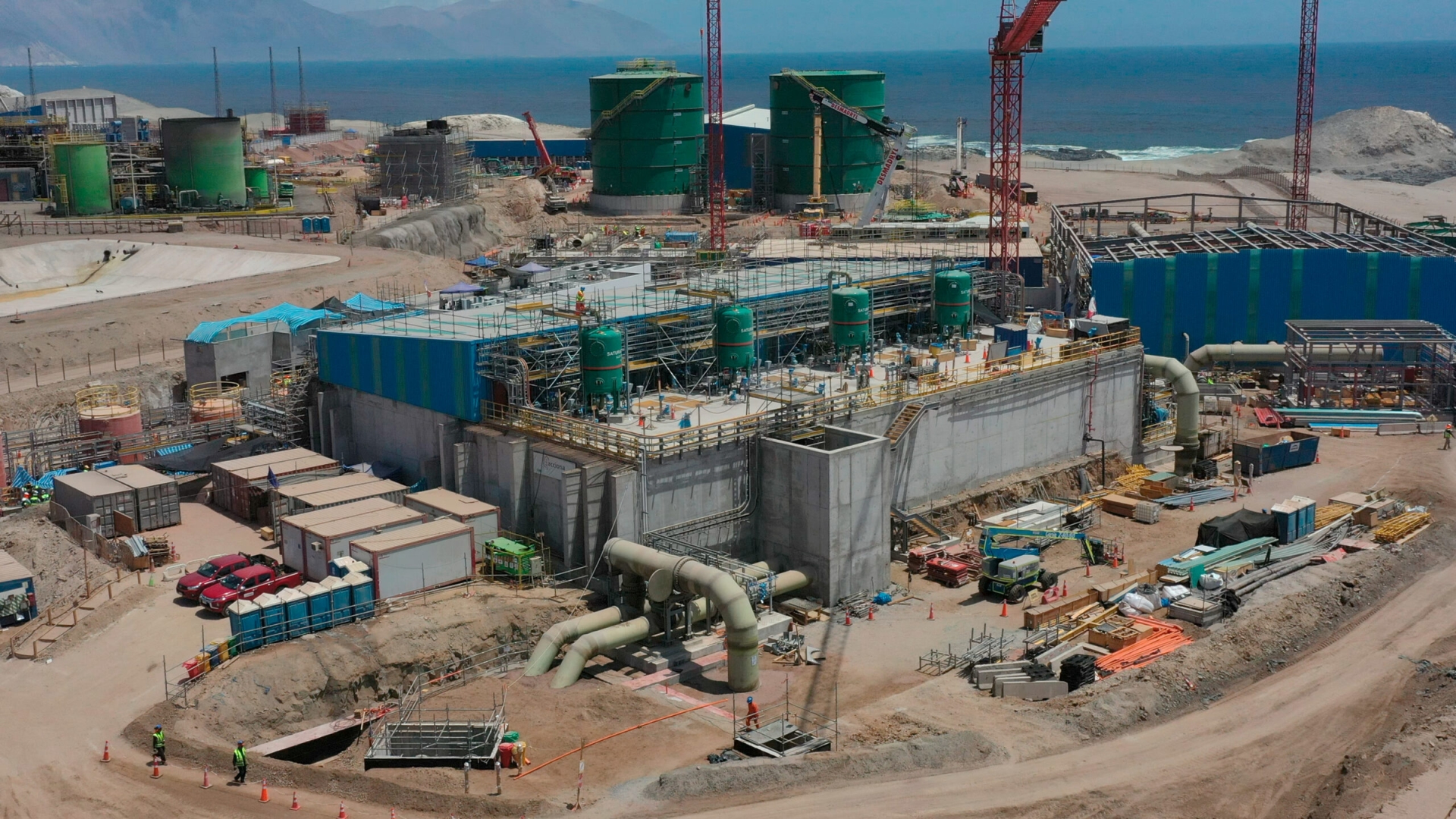 Construcción de planta desaladora de Collahuasi impulsa positivamente la economía regional
