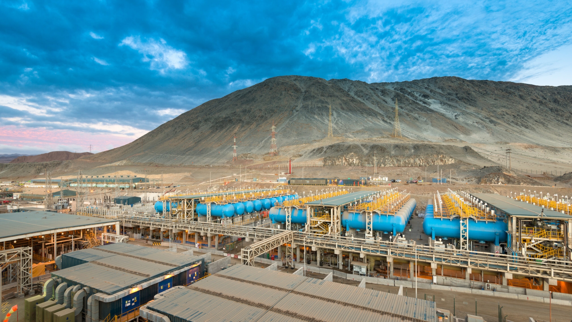 Desalinización como alternativa ante la crisis hídrica de la minería