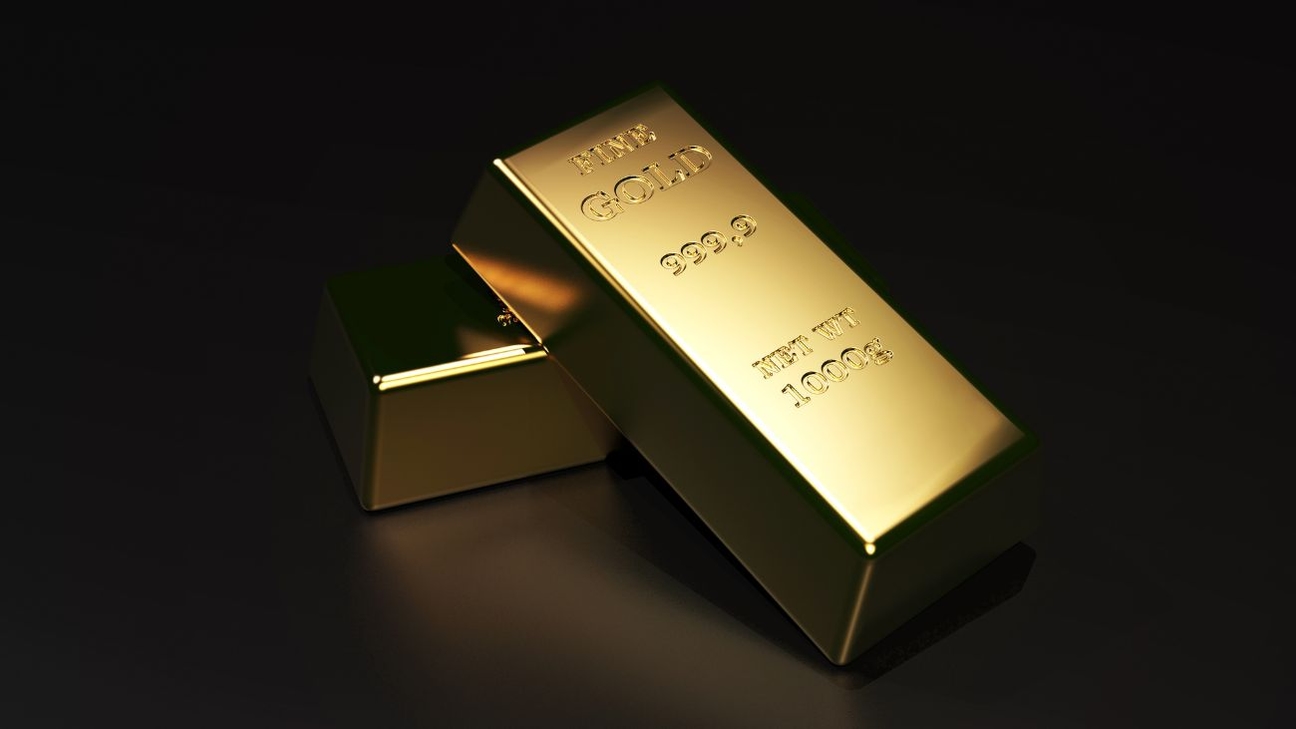 Descenso del oro tras fuertes datos económicos de Estados Unidos