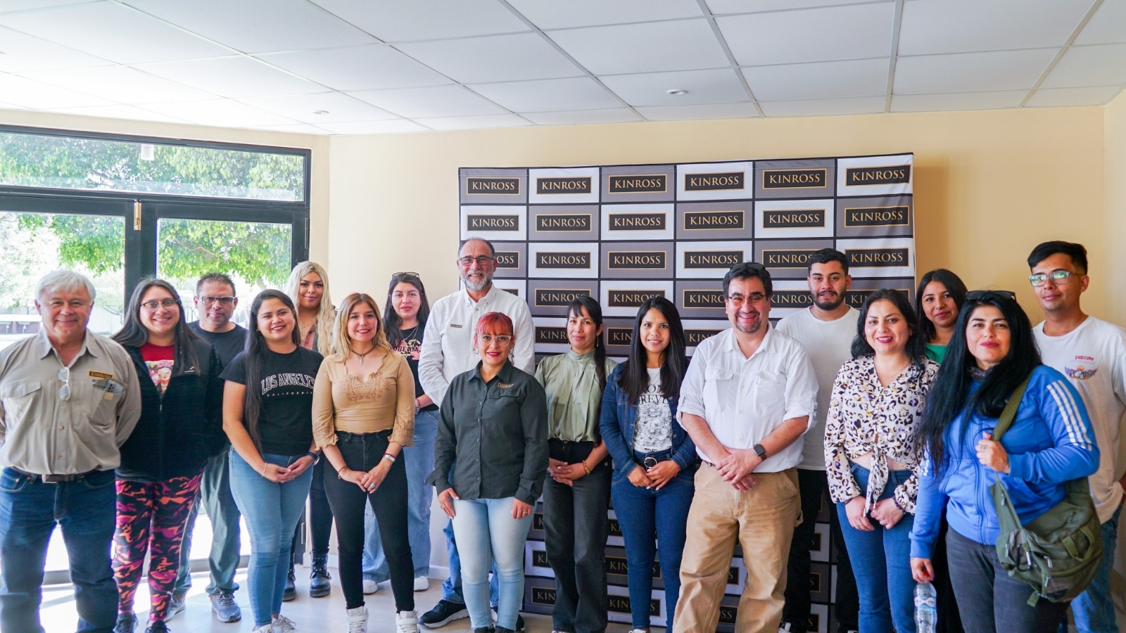 Diez nuevas mujeres se suman a Kinross con el programa de Operadores Trainee