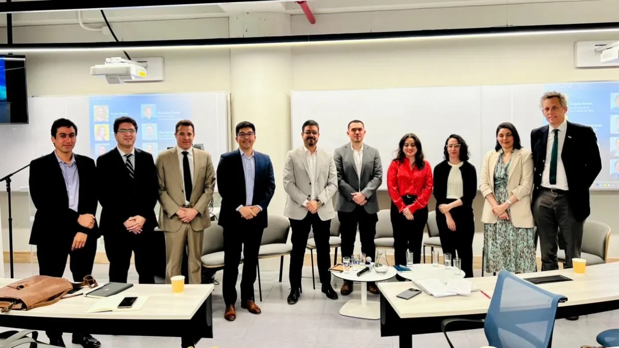 EDF power solutions y CENTRA UAI abordan el futuro del almacenamiento energético en Chile