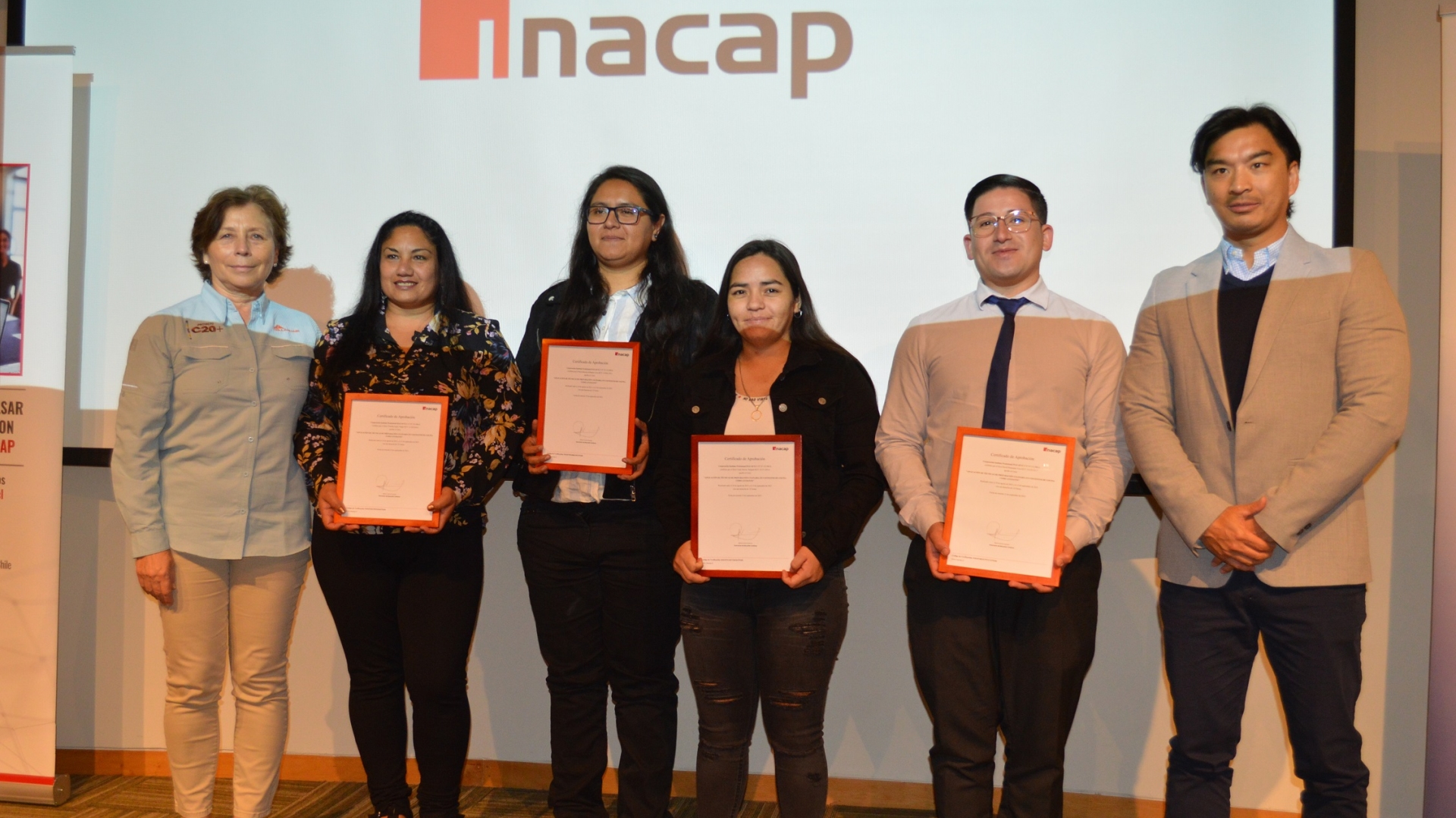 El Proyecto Collahuasi C20+ capacitó a vecinos de Iquique, Alto Hospicio y Pozo Almonte