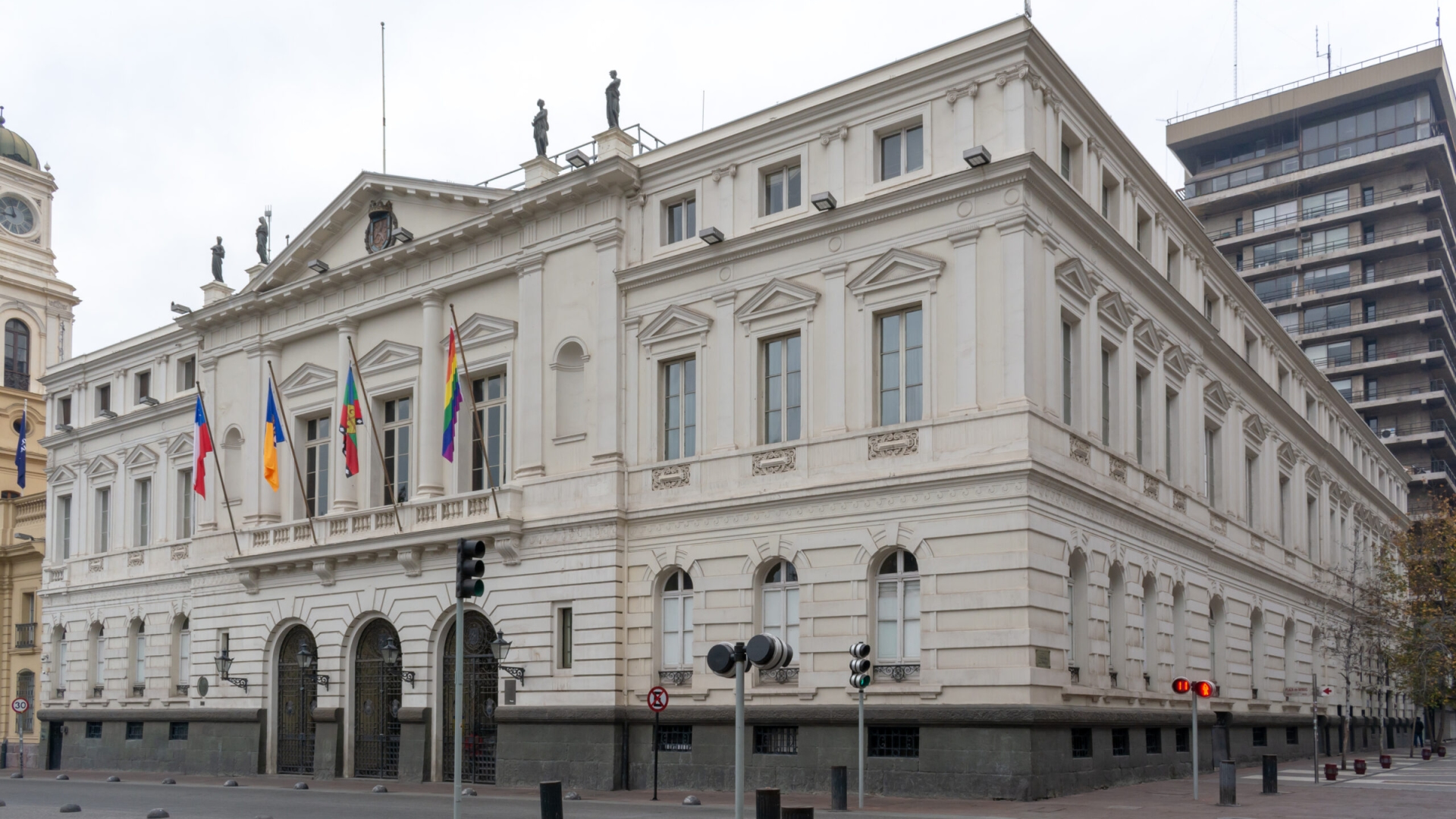 Empleos disponibles en la Municipalidad de Santiago: Conoce cómo postular