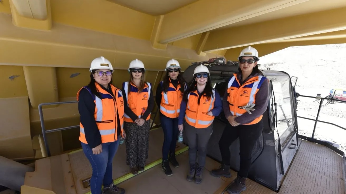 Empresas de Antofagasta visitan Minera El Abra en experiencia inédita clave