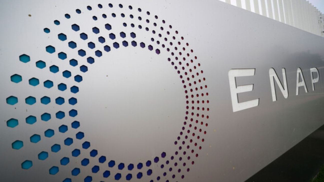 Enap anuncia inversiones por US$3.788 millones y reporta utilidades de US$400 millones en 2024, proyectando un futuro energético sostenible