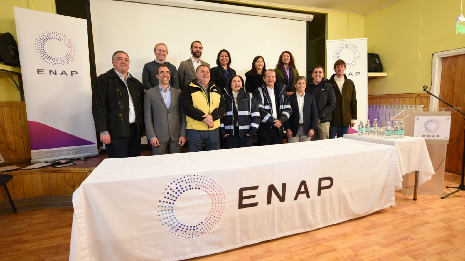 ENAP firma acuerdo con seis empresas de energía para generar el mayor desarrollo de infraestructura de Hidrógeno verde del país