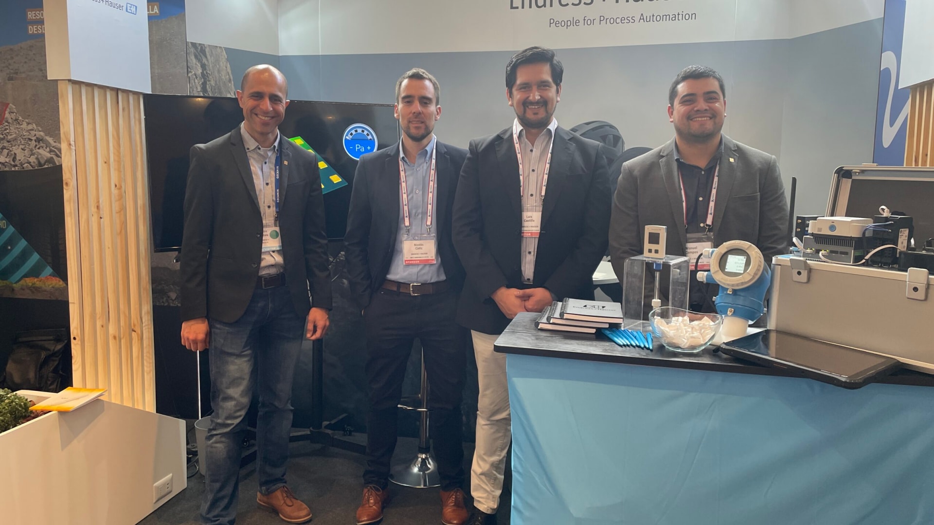 Endress+Hauser marca presencia en congreso “Minería Digital 2024” con plataforma Netilion