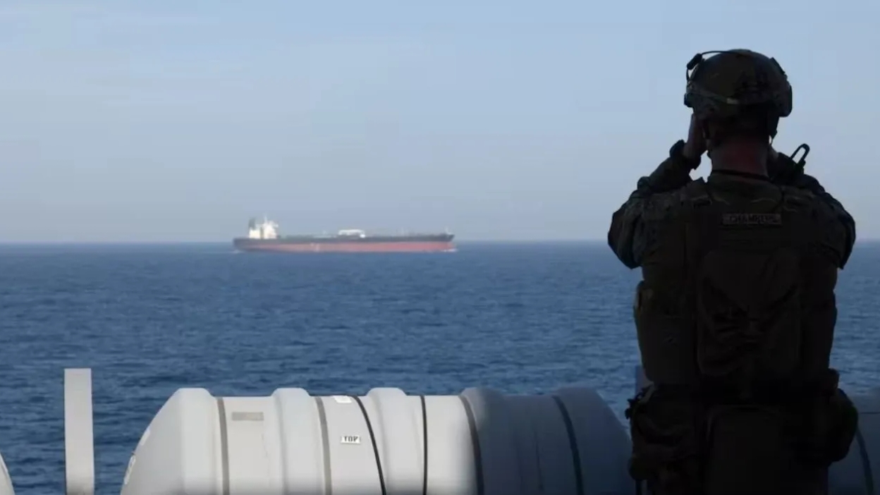 Estrecho de Ormuz: Irán anuncia cierre total y condiciona reapertura al fin del bloqueo de EE.UU.