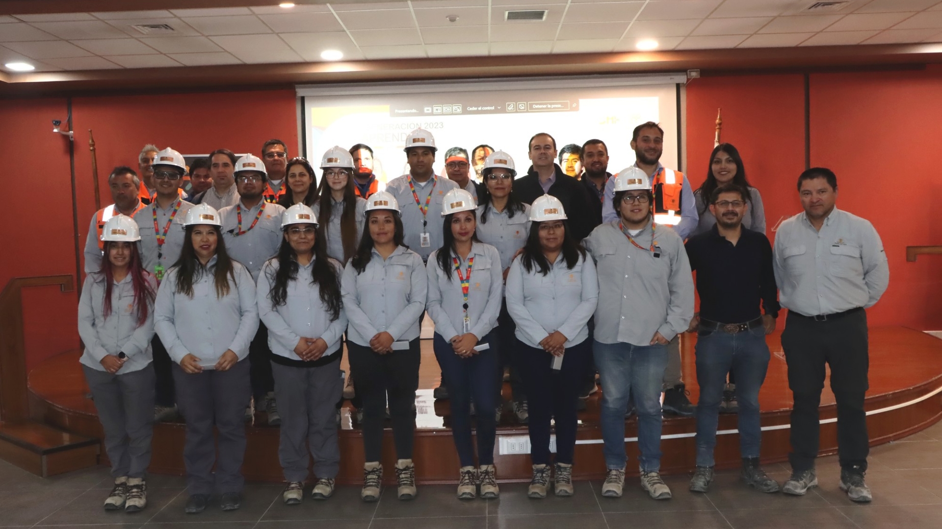 Ex Aprendices locales se convirtieron en nuevos operadores y operadoras de Ministro Hales